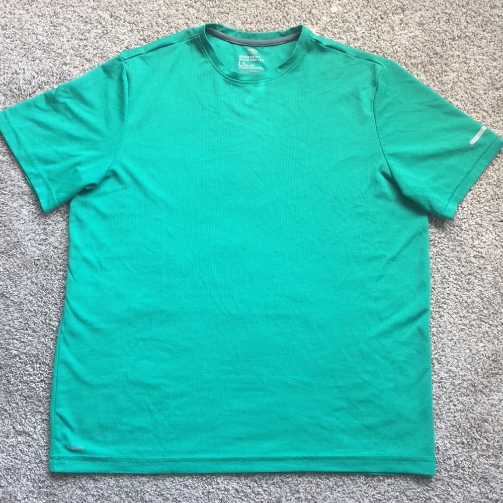 Athletic Works quick dry tee size L